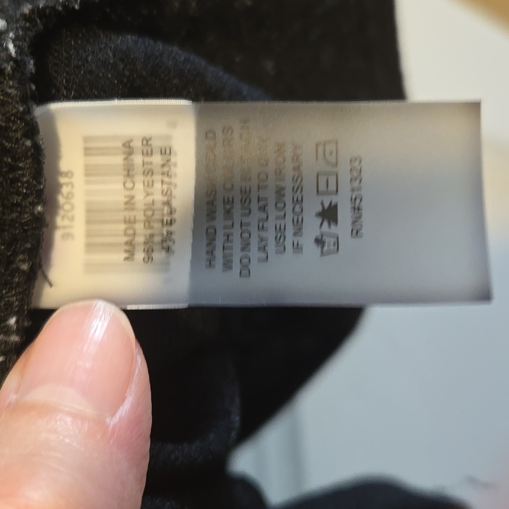 Vince Camuto Women's Black Top - Picture 3 of 12